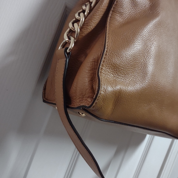 Michael kors handbag - Picture 5 of 8